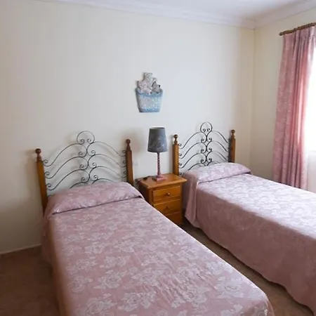 Casa Angelica - High Quality 4 Bedroom - With Wifi And Great Pool Area Villa